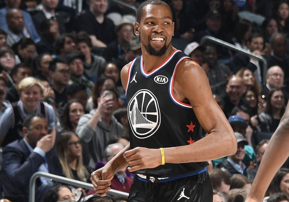 才俊闻名于 才俊闻名于