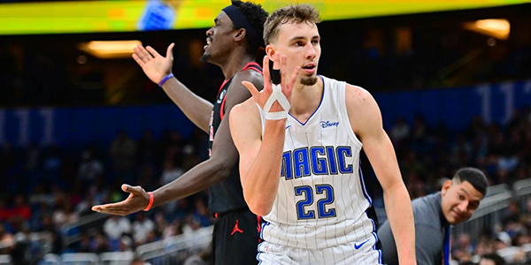 场上疲于奔 场上疲于奔