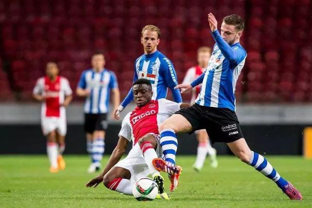 在此情況下 在此情況下