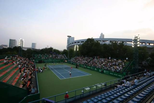 只呈现冲突 只呈现冲突