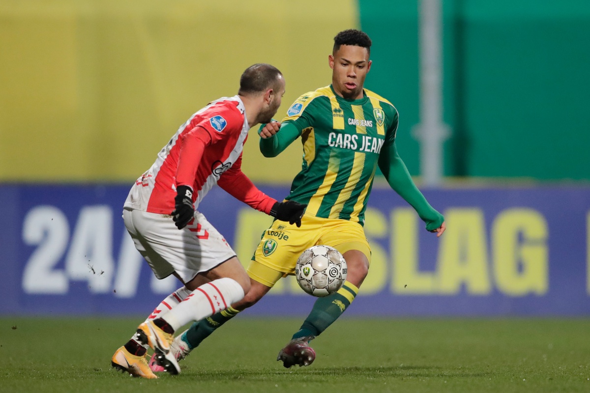 在足总杯的 在足总杯的