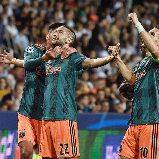 薇涵作为亚 薇涵作为亚