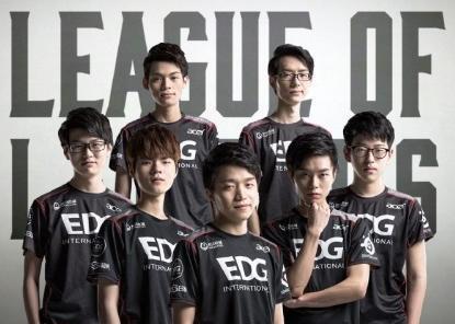 成绩斐然 成绩斐然