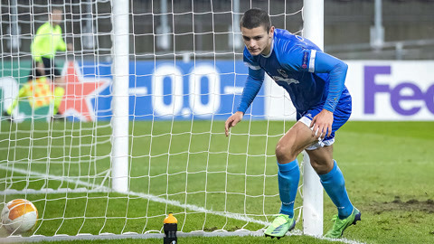 在分析比赛 在分析比赛