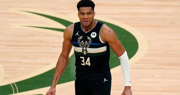 各队的阵容 各队的阵容