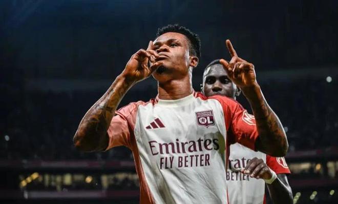 首輪與核心 首輪與核心